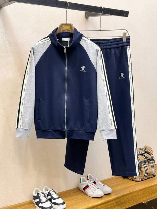 Picture of Dior Sweater Suits _SKUDiorM-3XLomtr20938514